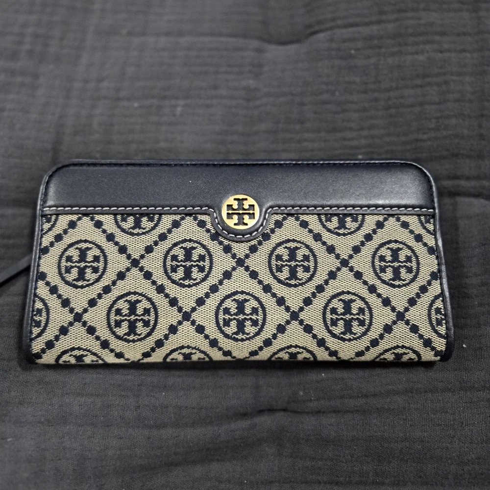 Tory Burch Jacquard monogrammed Wallet - Picture 1 of 4